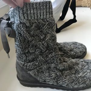 Knit UGGS size 8